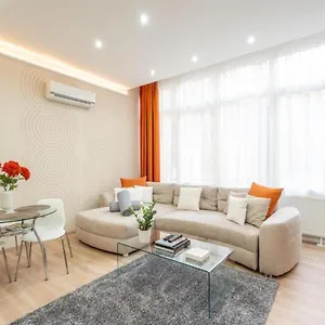  Apartamento Modern, Quiet & Cozy In The Middle Of Downtown Near Danube At Fashion Street Hungría